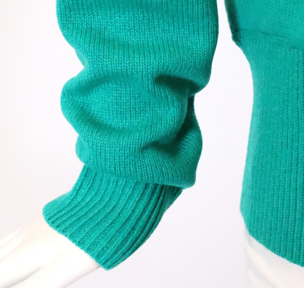 (S) Jewel Green Sweater with Split Hem