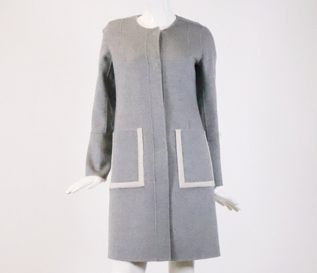 (XS) Grey cashmere jacket with cream trim around pockets