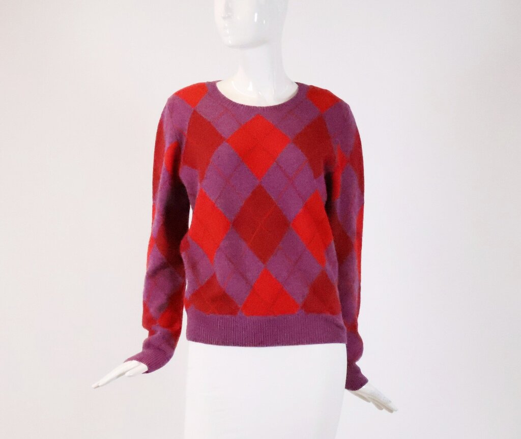 (L) purple red argyle crewneck
