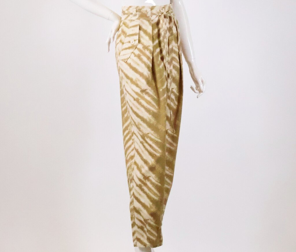 (4) Striped Dye Belted Pants