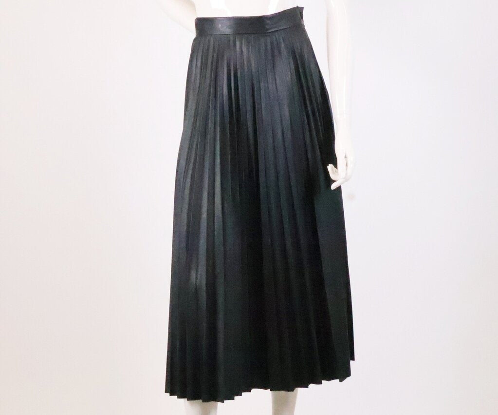 (S-6) Black Pleated Leather Skirt