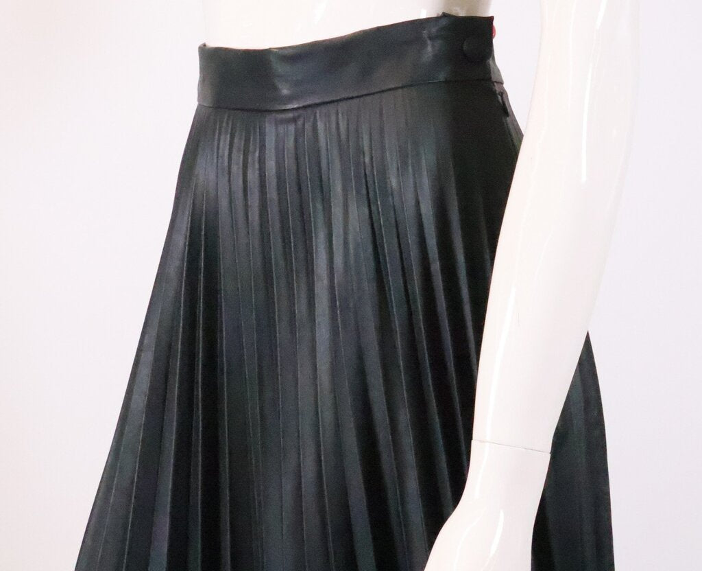 (S-6) Black Pleated Leather Skirt