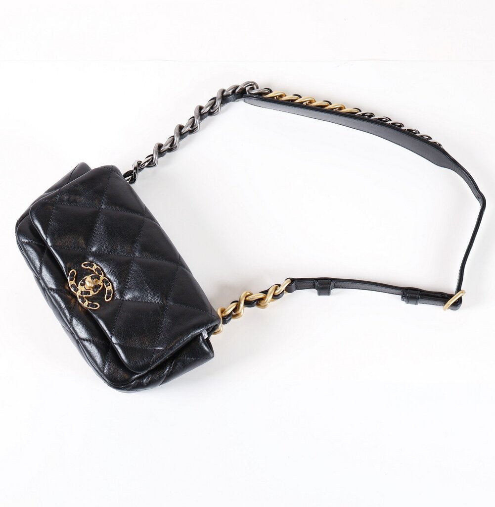 Black 19 Quilted Waist Bag