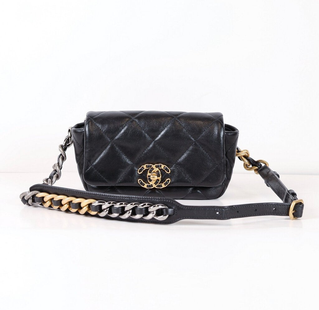 Black 19 Quilted Waist Bag