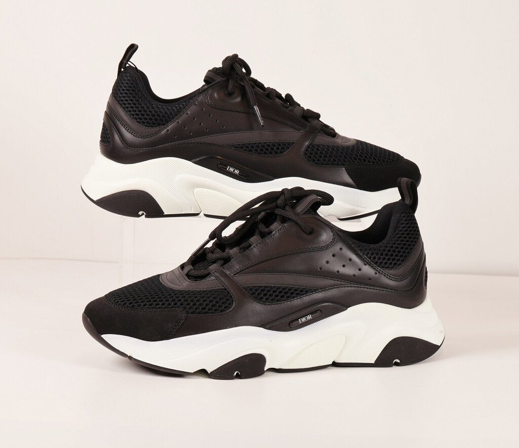 (10.5) Black 'B22' Sneakers w/White Sole