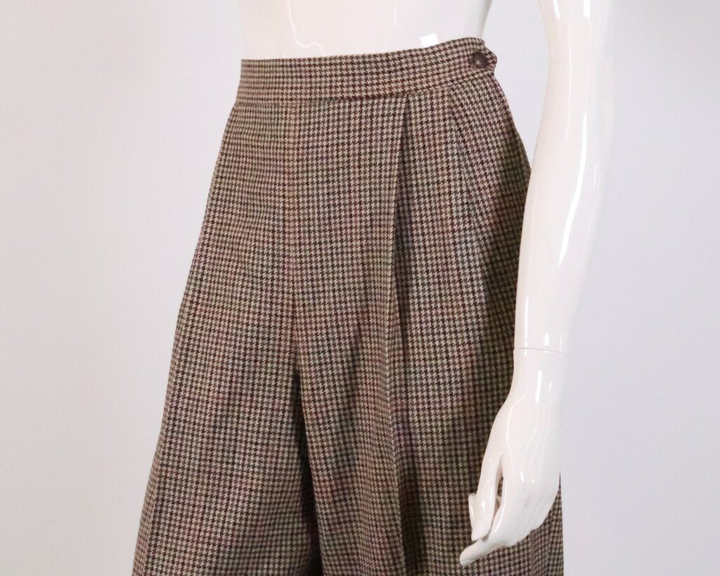 (8) Brown/orange/green houndstooth trousers w cuffed hem
