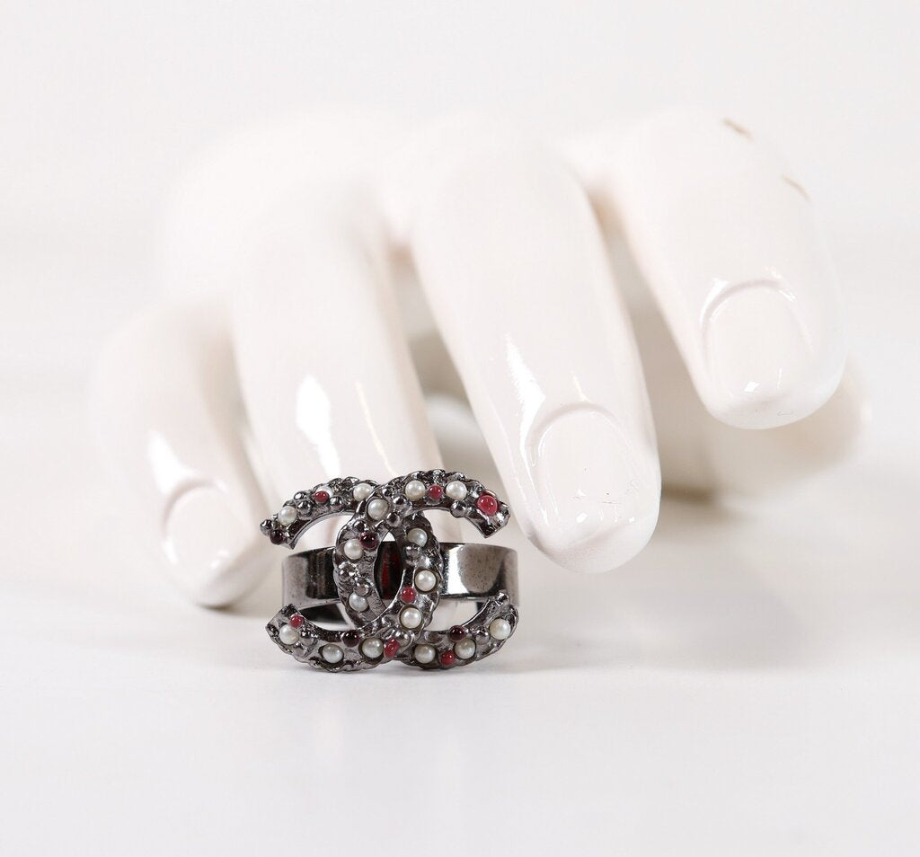 B11 Gunmetal Classic CC Ring with Faux Pearls and Garnets