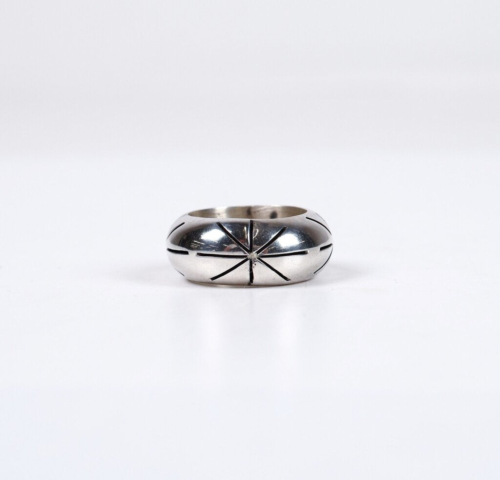 Sterling Starburst Ring (8.5)