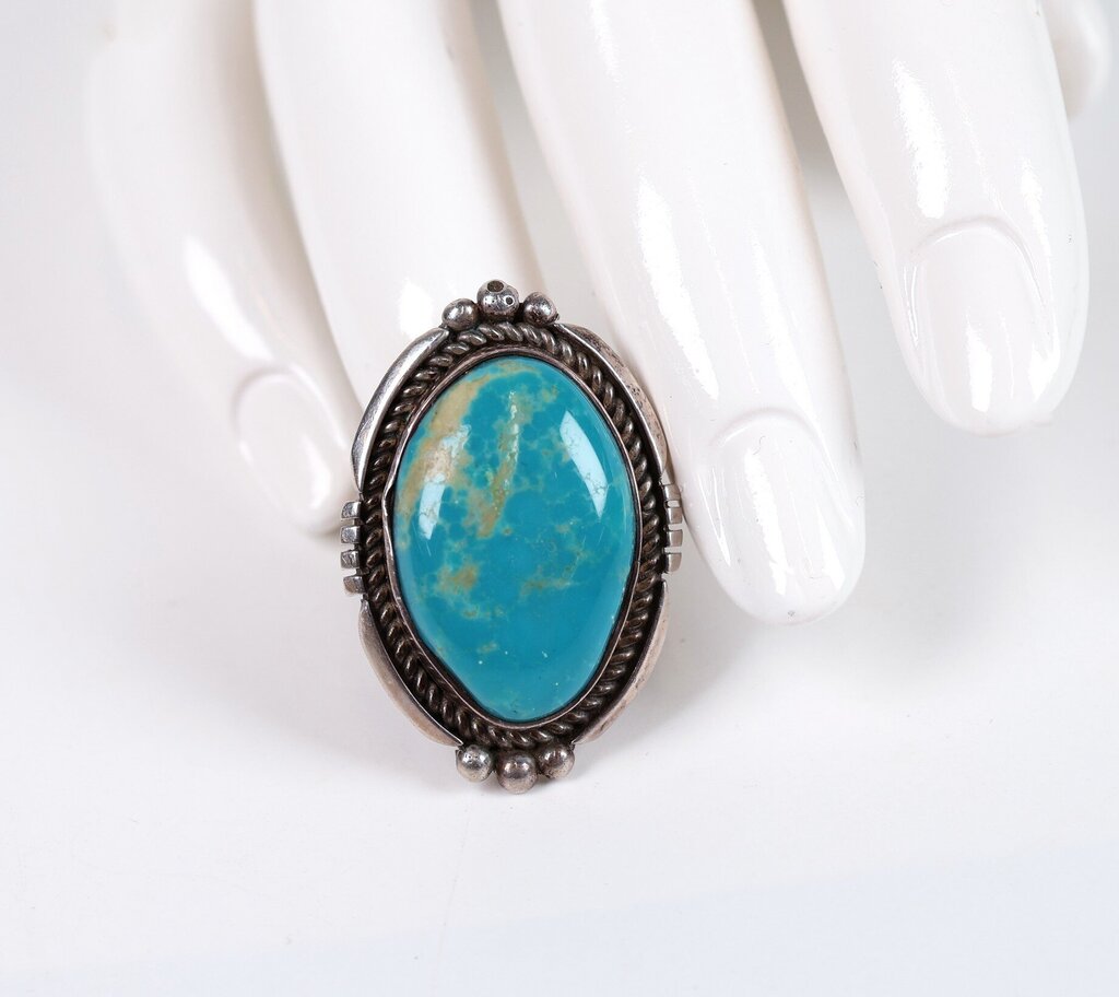 Sterling and Turquoise Ring (8.25)