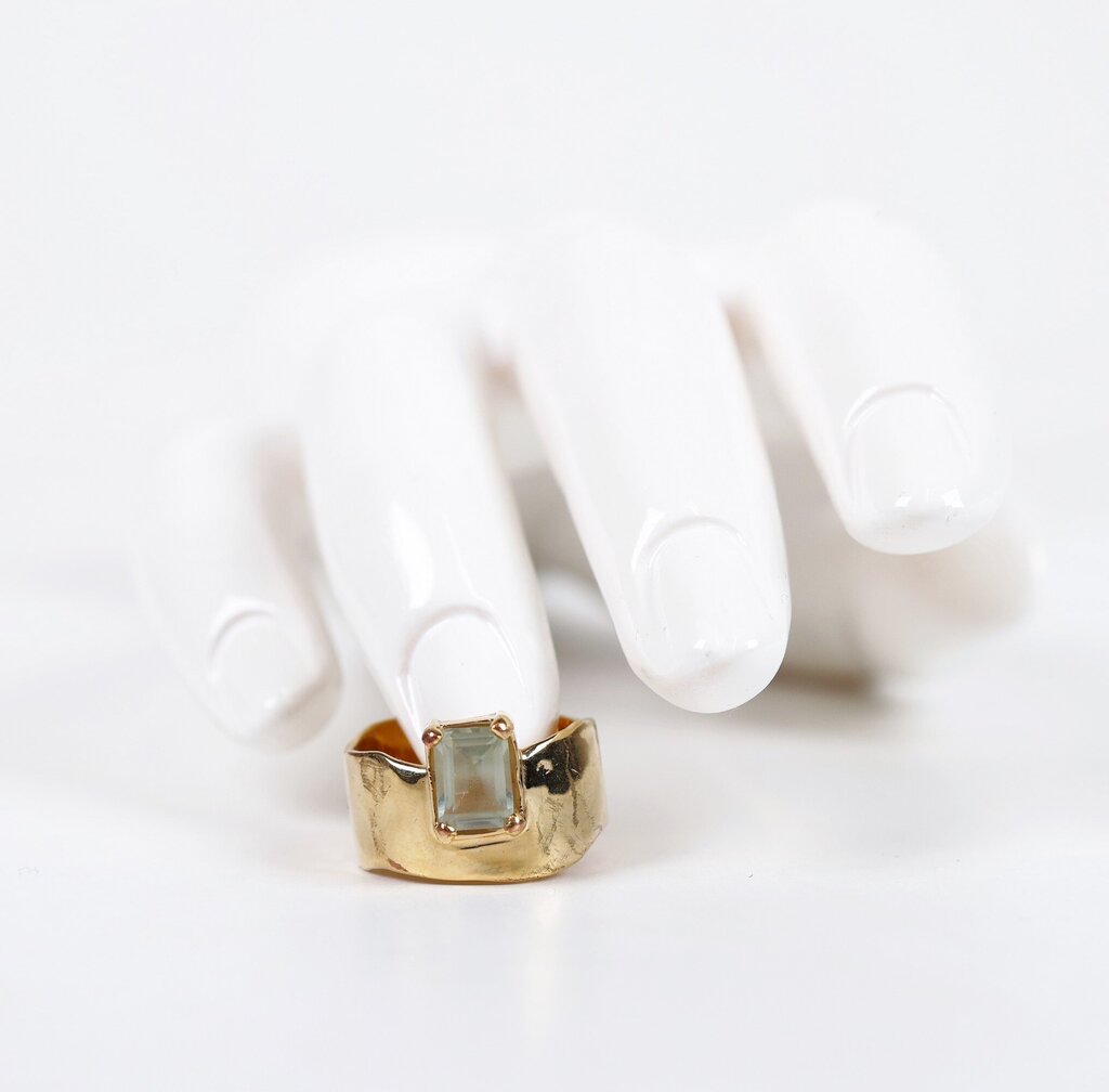 14K GP 'Wade' Ring with Green Amethyst (5.5)