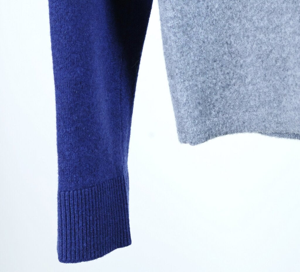Grey and Blue Crewneck Sweater (6)