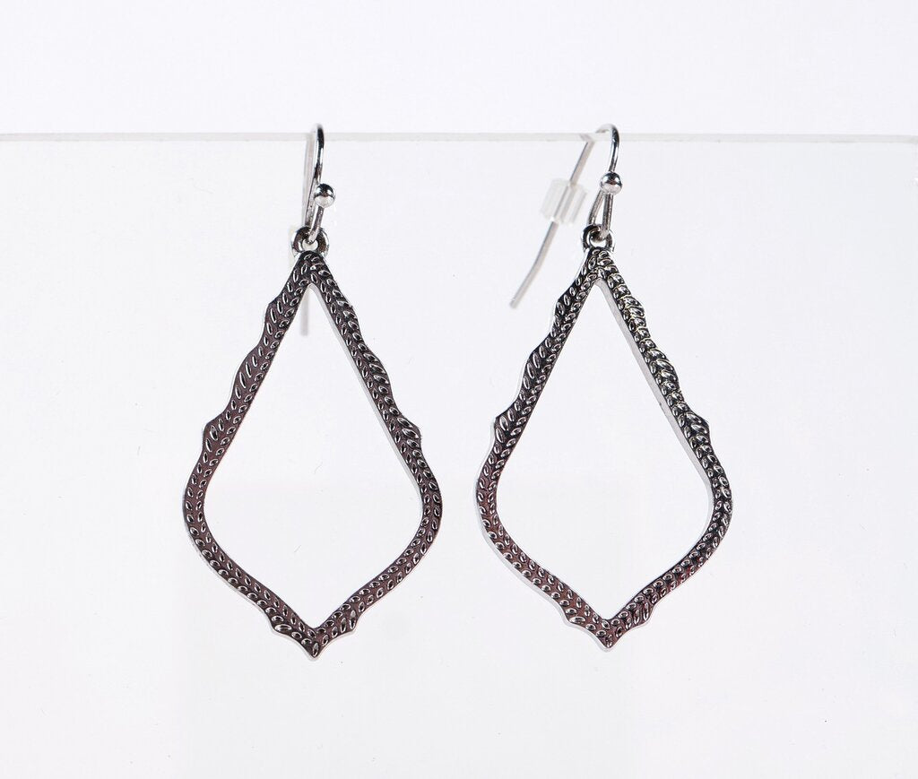 'Sophia' Silver Teardrop Earrings