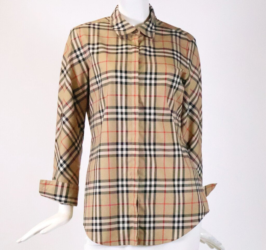 (8) Plaid Button Up Shirt