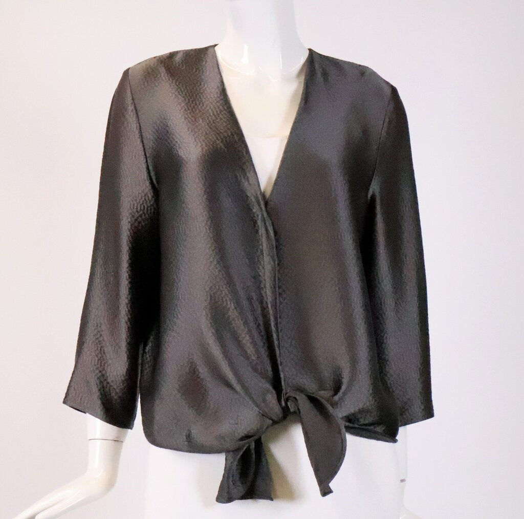 (S) grey textured vneck top