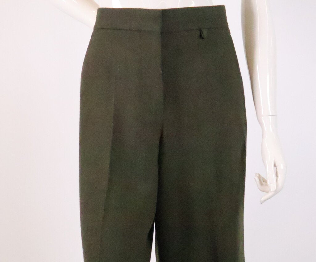 (38) green wool trousers