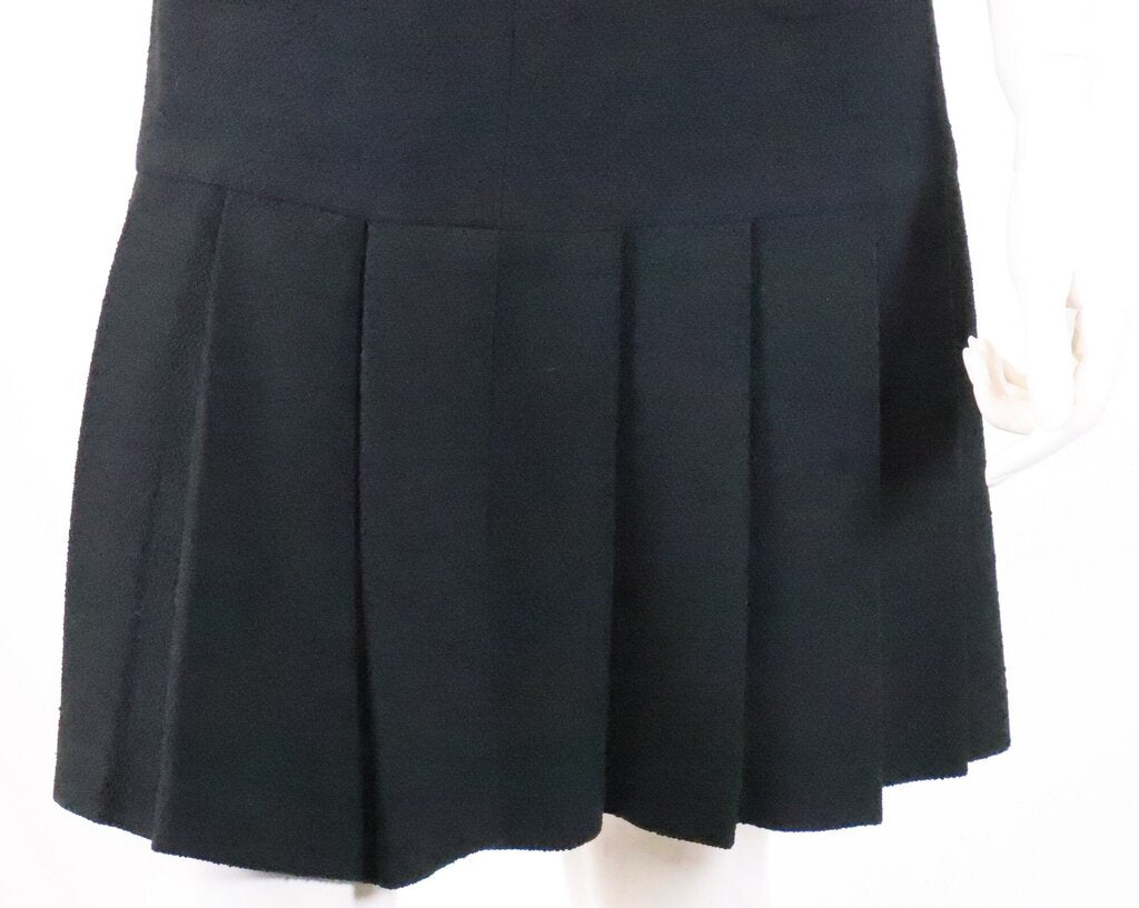 (S-6) Black Wool Pleated Skirt