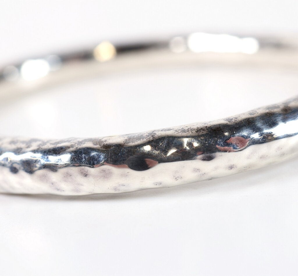 Sterling Hammered Signature Bangle 'Classico'