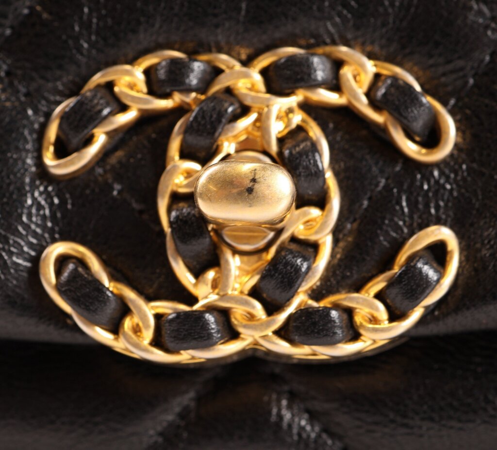 Black 19 Quilted Waist Bag