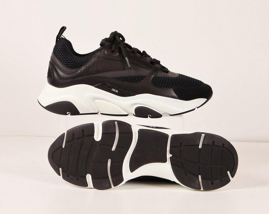 (10.5) Black 'B22' Sneakers w/White Sole