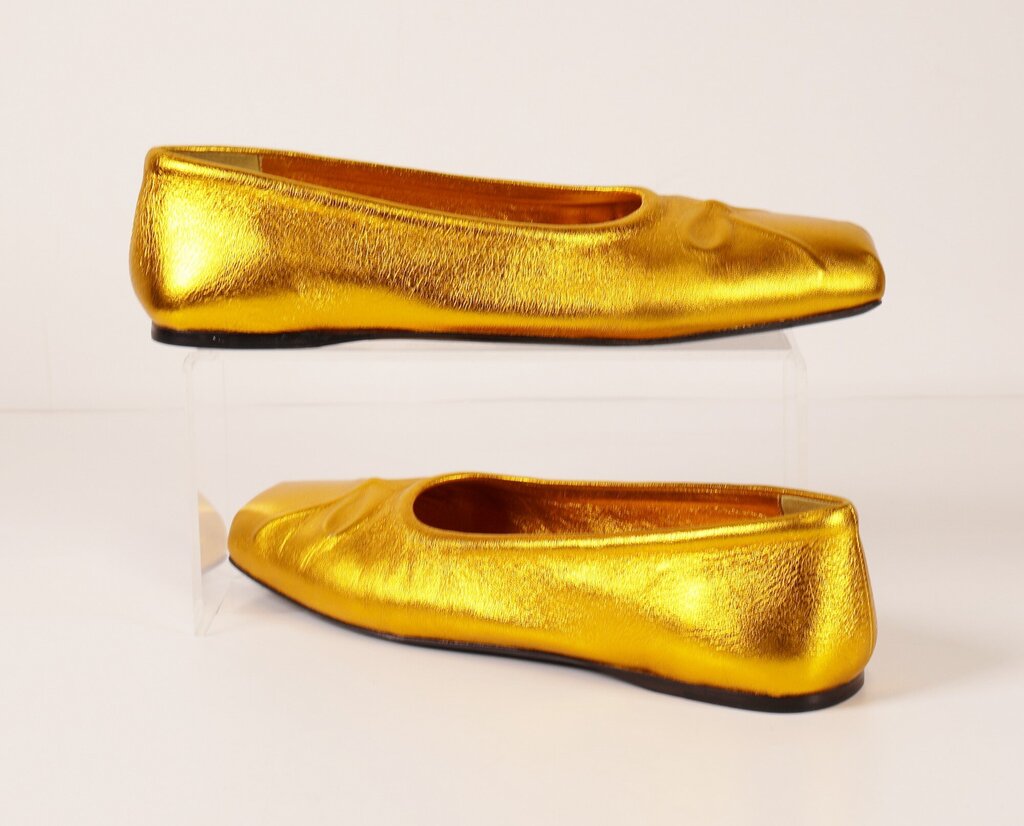 (11/41) Gold Foil Ballet Flat