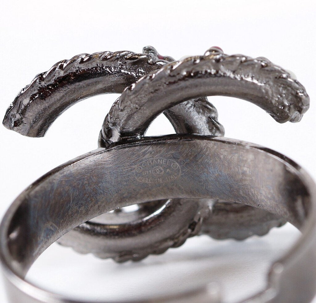 B11 Gunmetal Classic CC Ring with Faux Pearls and Garnets