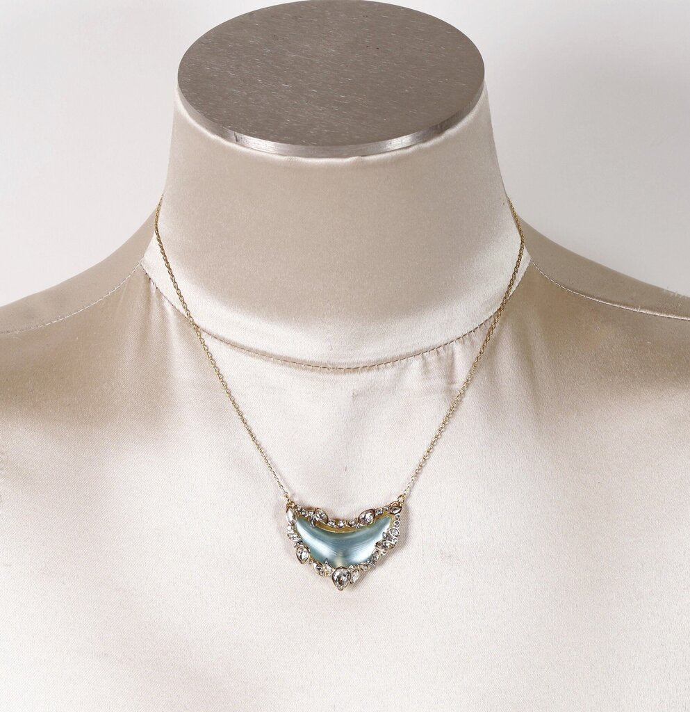 'Jardin Mystere Jagged' Crystal Framed Pendant