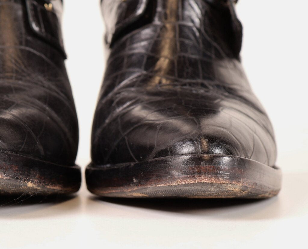 Black Crocodile Embossed Lace up Boot (7)