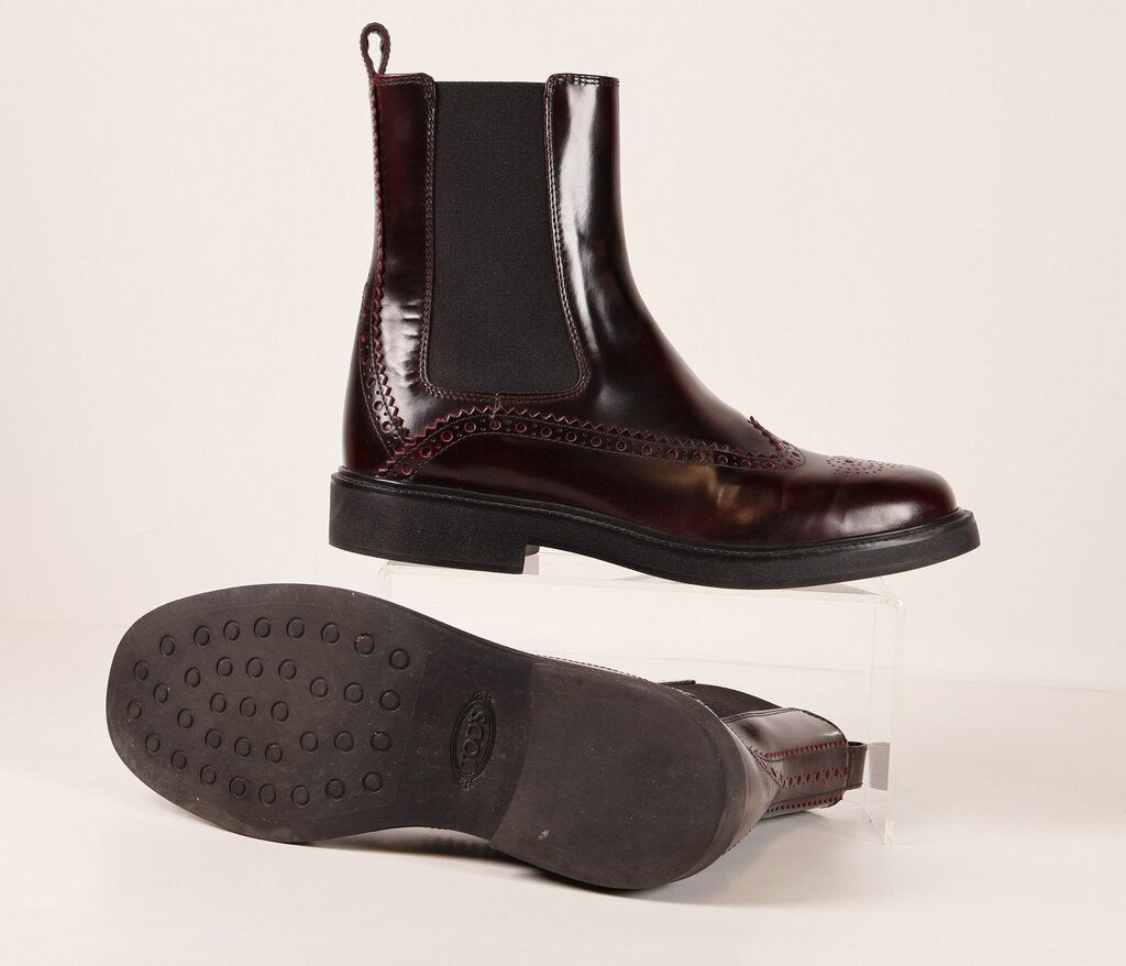 Maroon Leather Chelsea Boot (10.5)