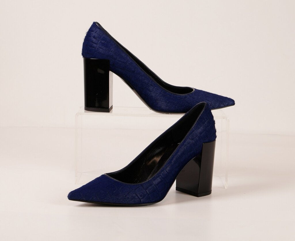Blue Pony Hair Pointed Pumps (6)