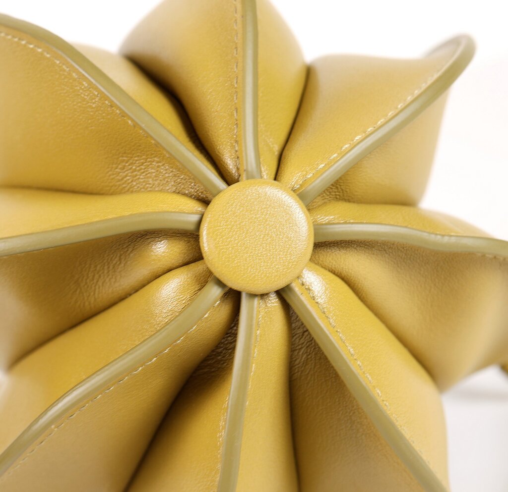 Lotus Flower Pouchette