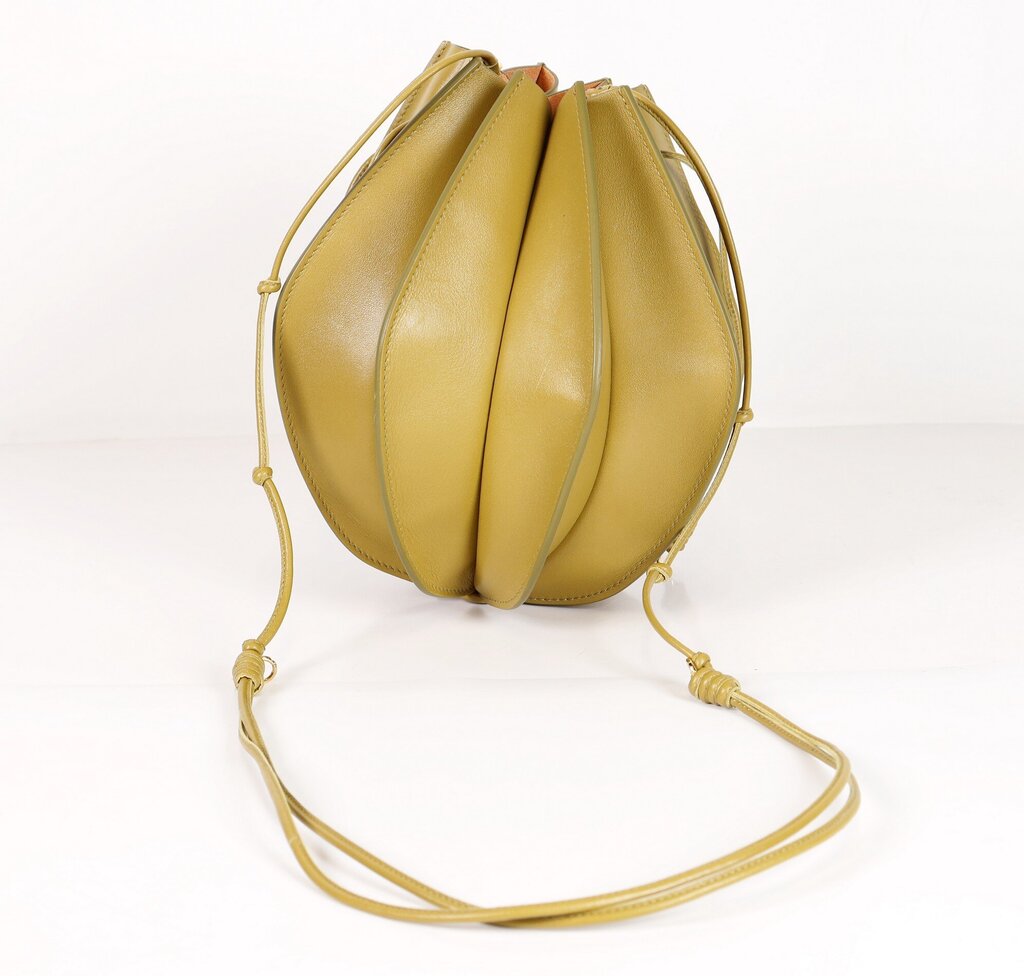 Lotus Flower Pouchette