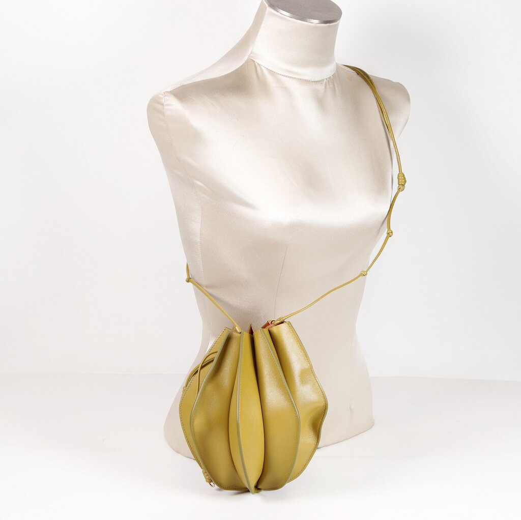 Lotus Flower Pouchette