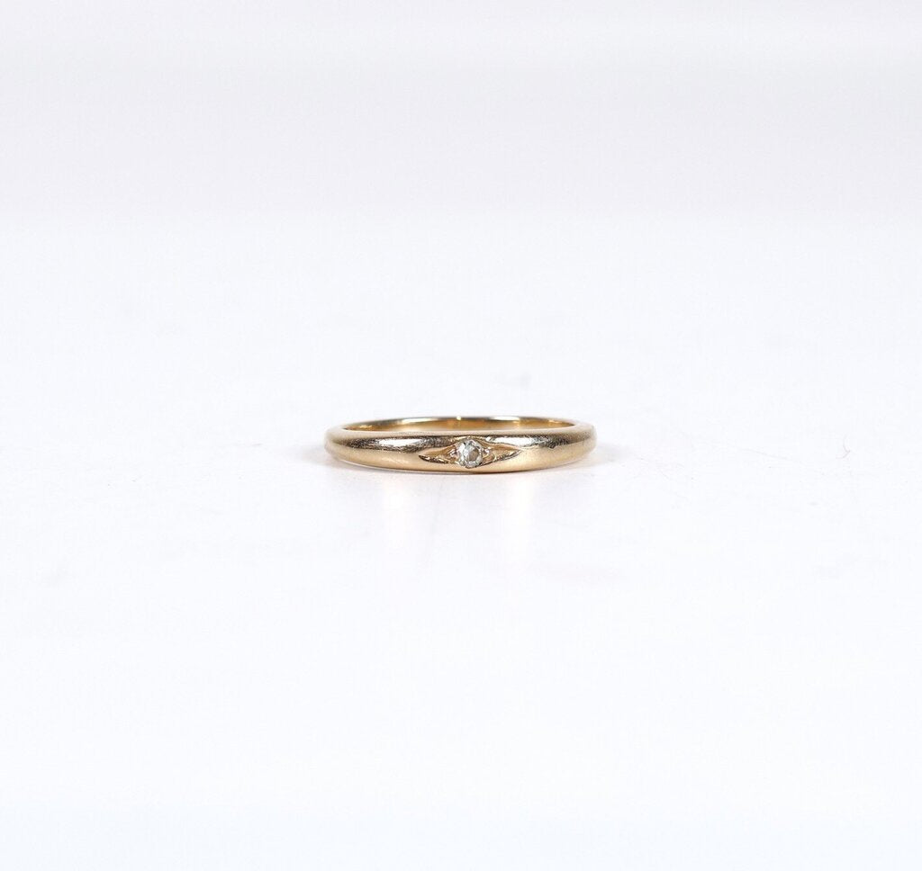 Etched Vintage 14K and Diamond Ring (6.25)