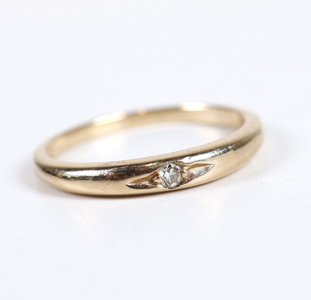 Etched Vintage 14K and Diamond Ring (6.25)