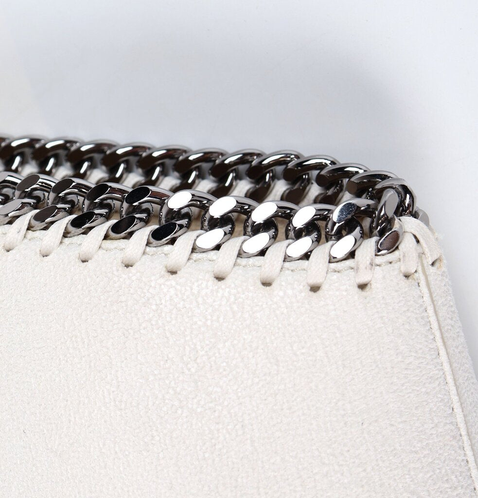 Raffia White Bucket Chain Tote