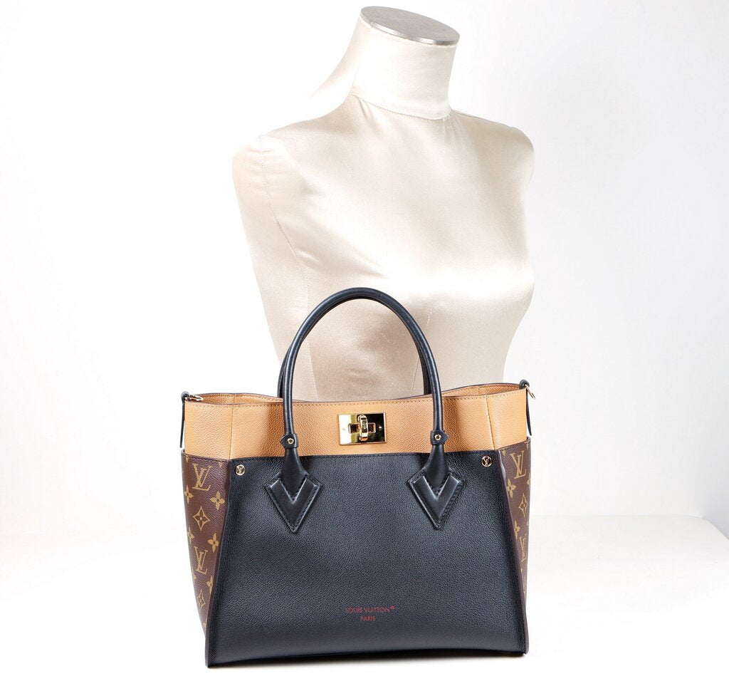 On My Side MM Tote
