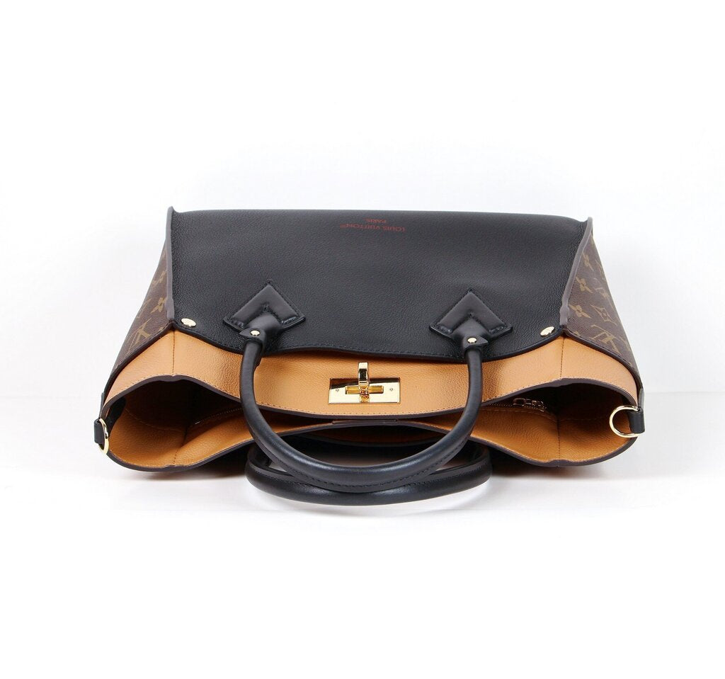 On My Side MM Tote