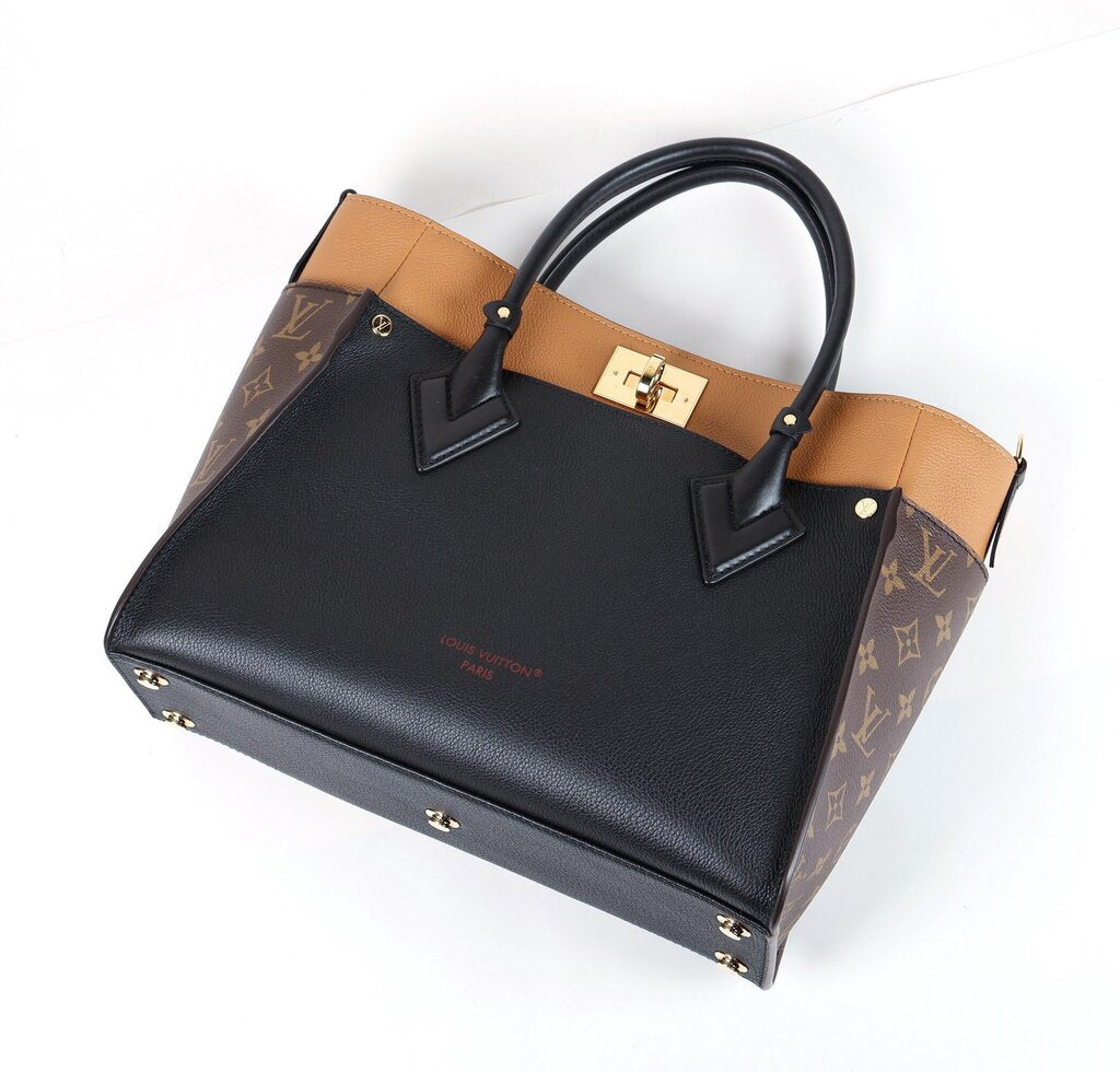 On My Side MM Tote