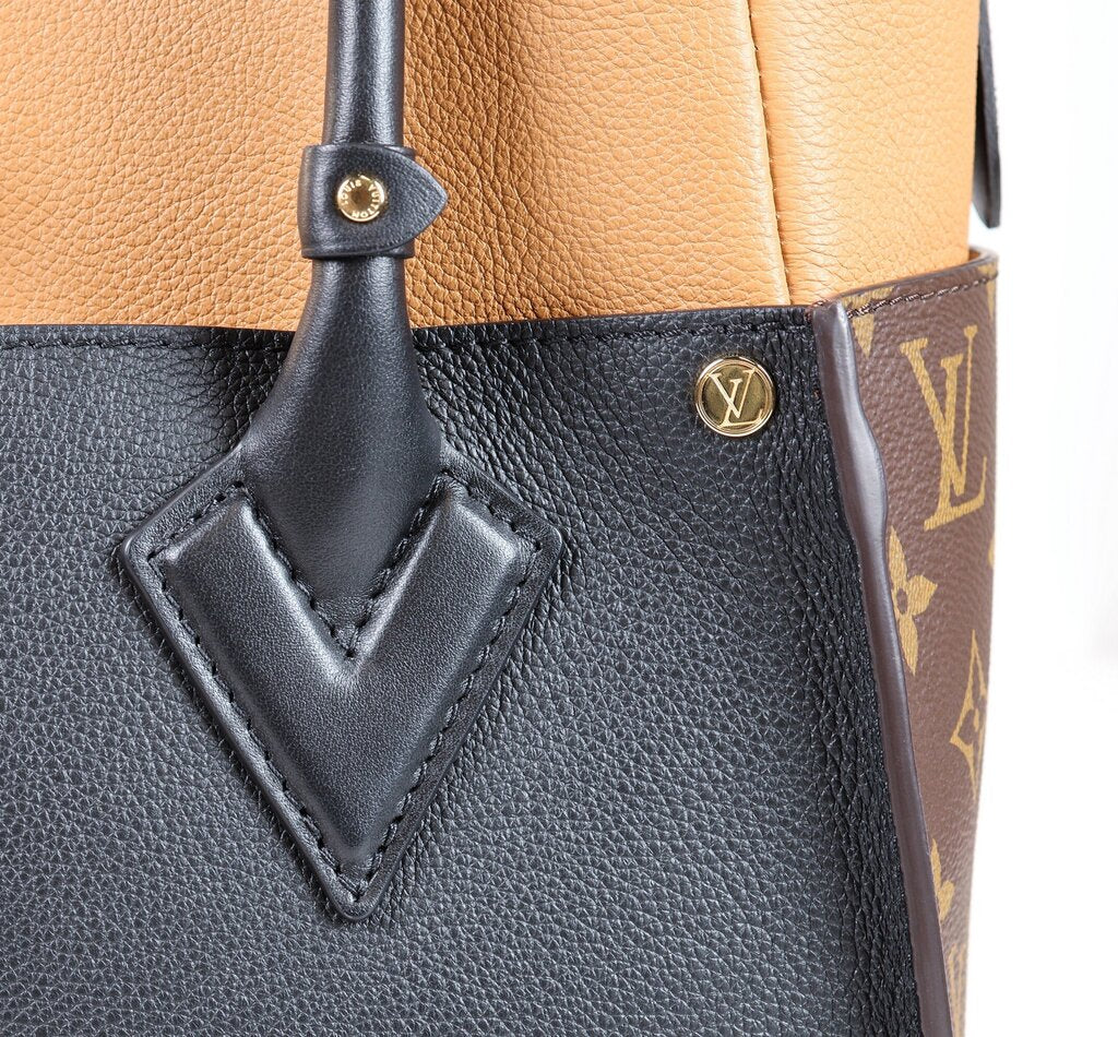 On My Side MM Tote