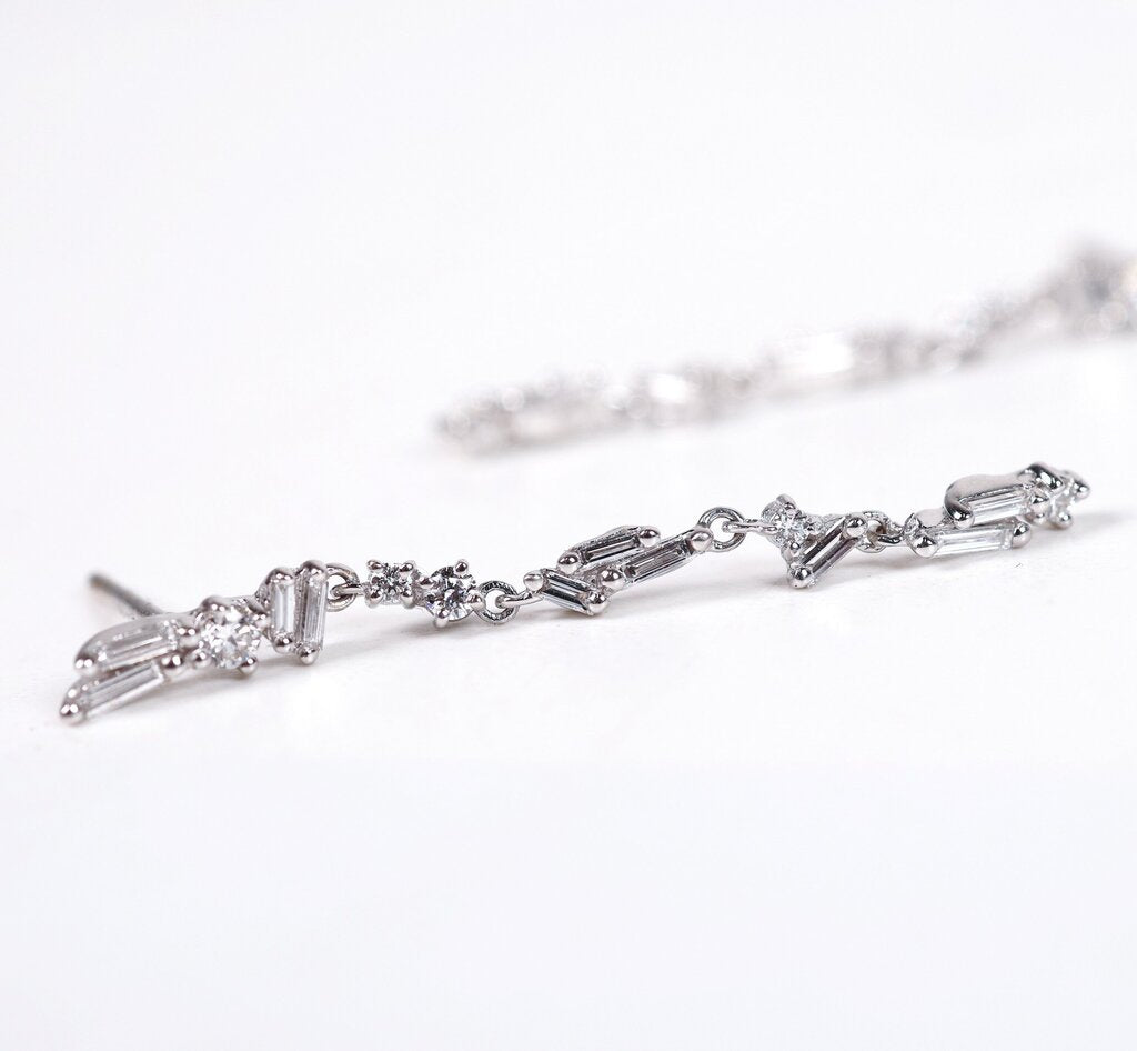 18K and Diamond "Classic Diamond Sparkler" Earrings