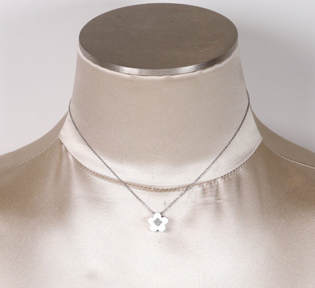 14K Gold and Diamond Flower Pendant Necklace