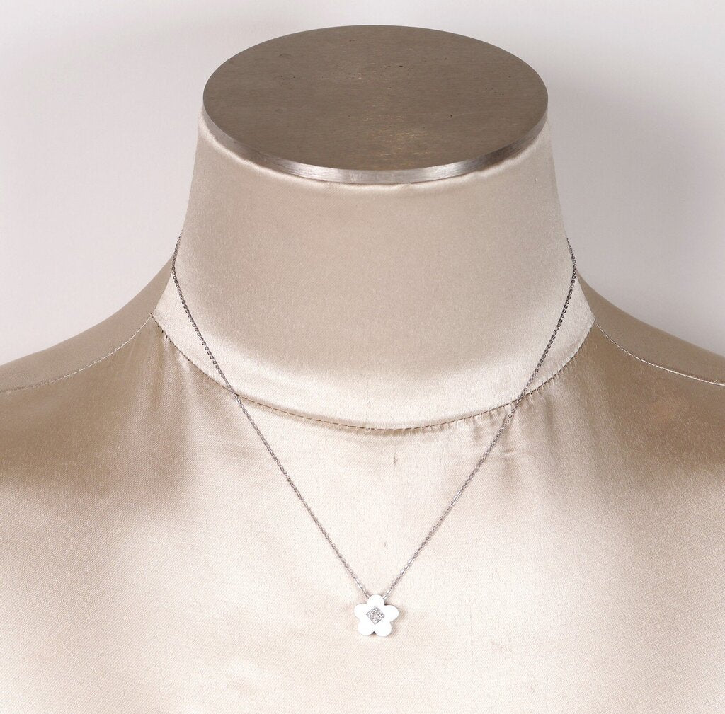 14K Gold and Diamond Flower Pendant Necklace