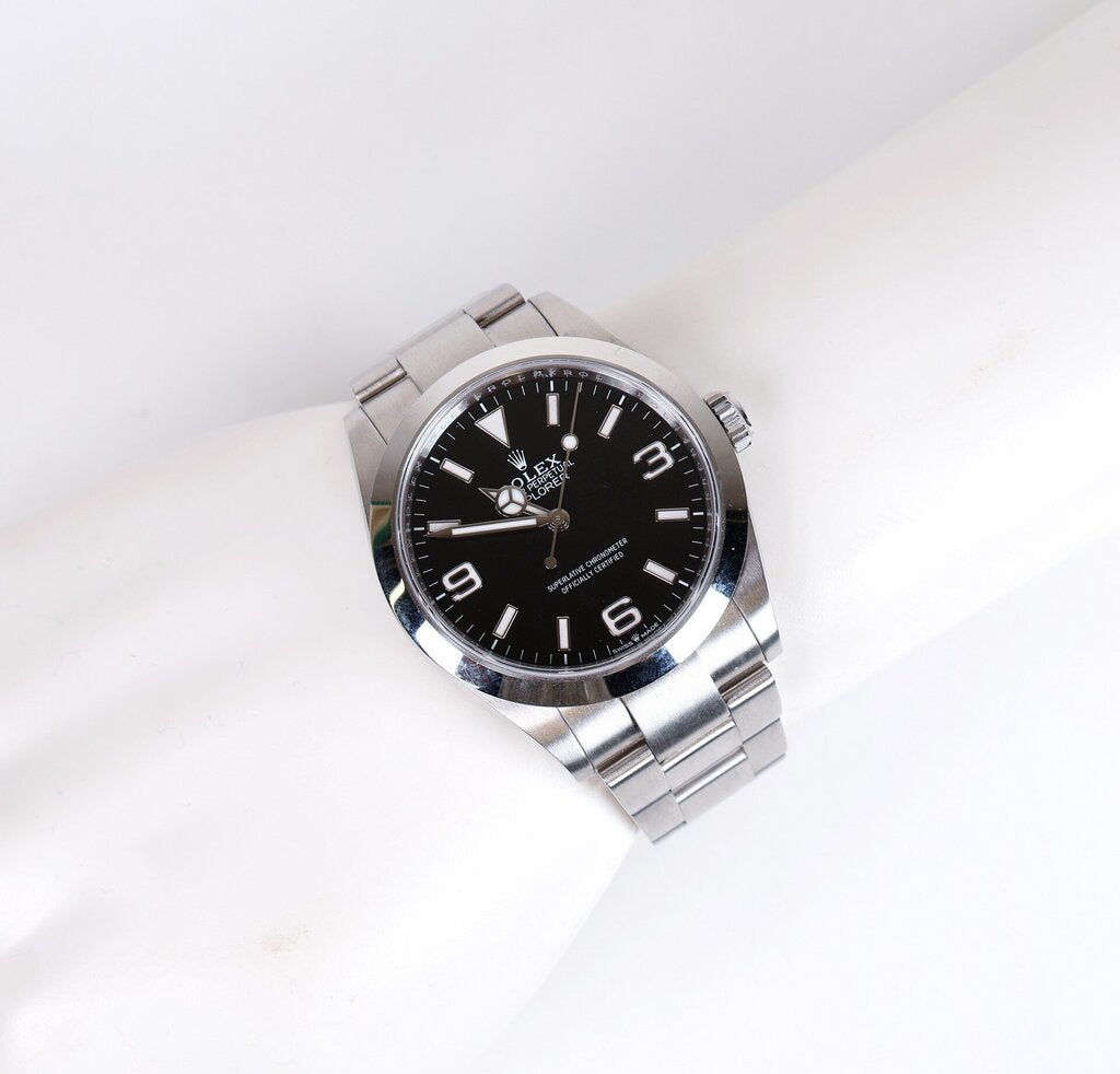 2026 Explorer Black Dial 40mm (NEW IN BOX with PAPERS)