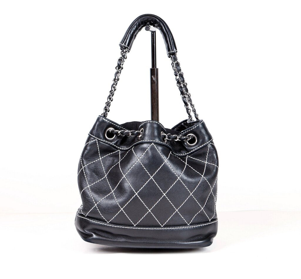 Suprique Drawstring Bucket Bag