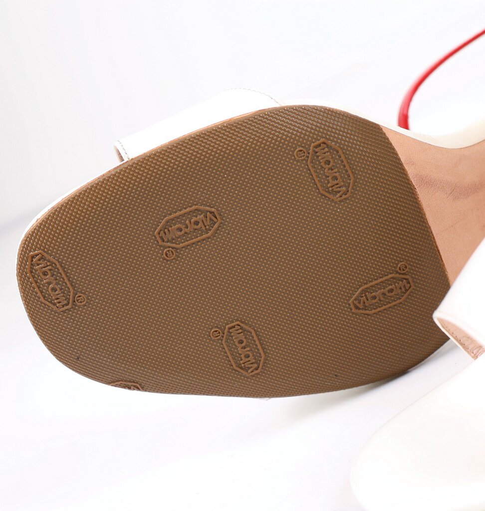 red white vintage patent heels (39)