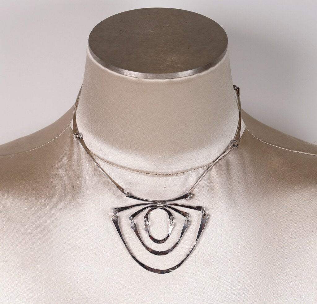 Silver Concentric Collar Necklace