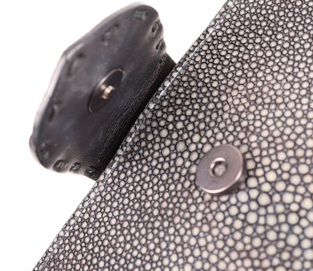 Black Stingray Gunmetal Chain Crossbody