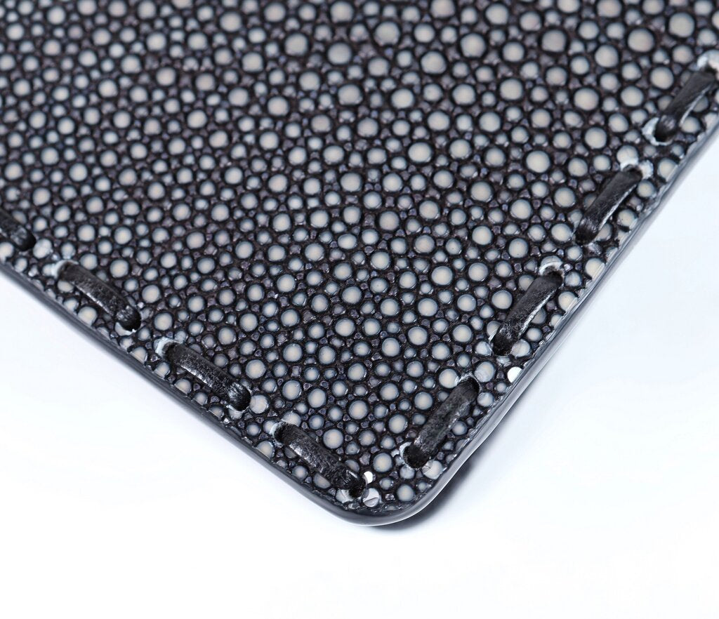 Black Stingray Gunmetal Chain Crossbody