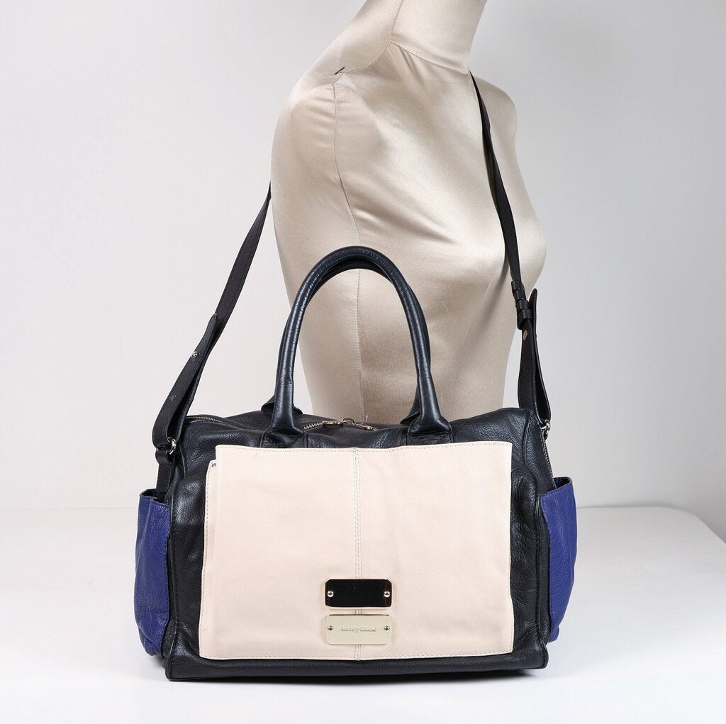Black/RoyalCream Two Way Zip Tote