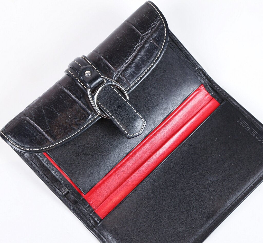 Black Lizard Print Trifold